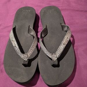 Reef Women’s Black Sandals with Silver Snake-Print Straps